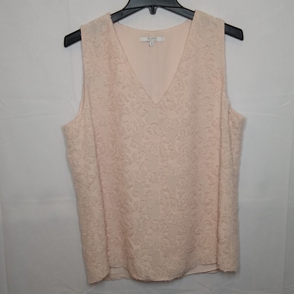 Alfred Sung V-neck Sleeveless Lined Cream / Champagne Tank Top,  size L